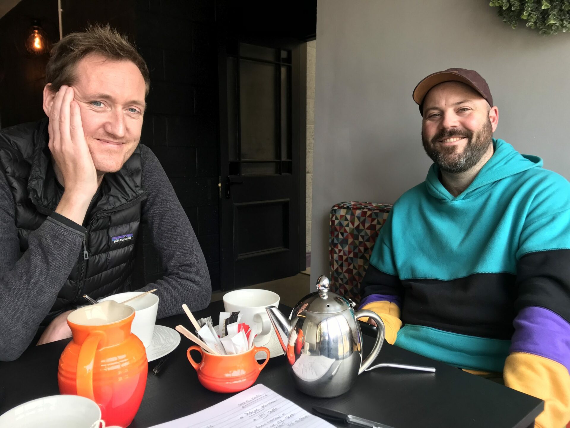 BirdWatch Ireland’s Ricky Whelan with street artist, James Kirwan at Notions Coffee, Mountmellick, September 2022